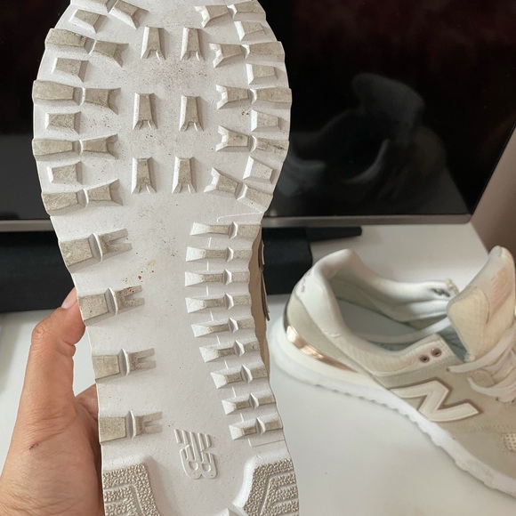 women’s new balance beige size 8 - Picture 2 of 4